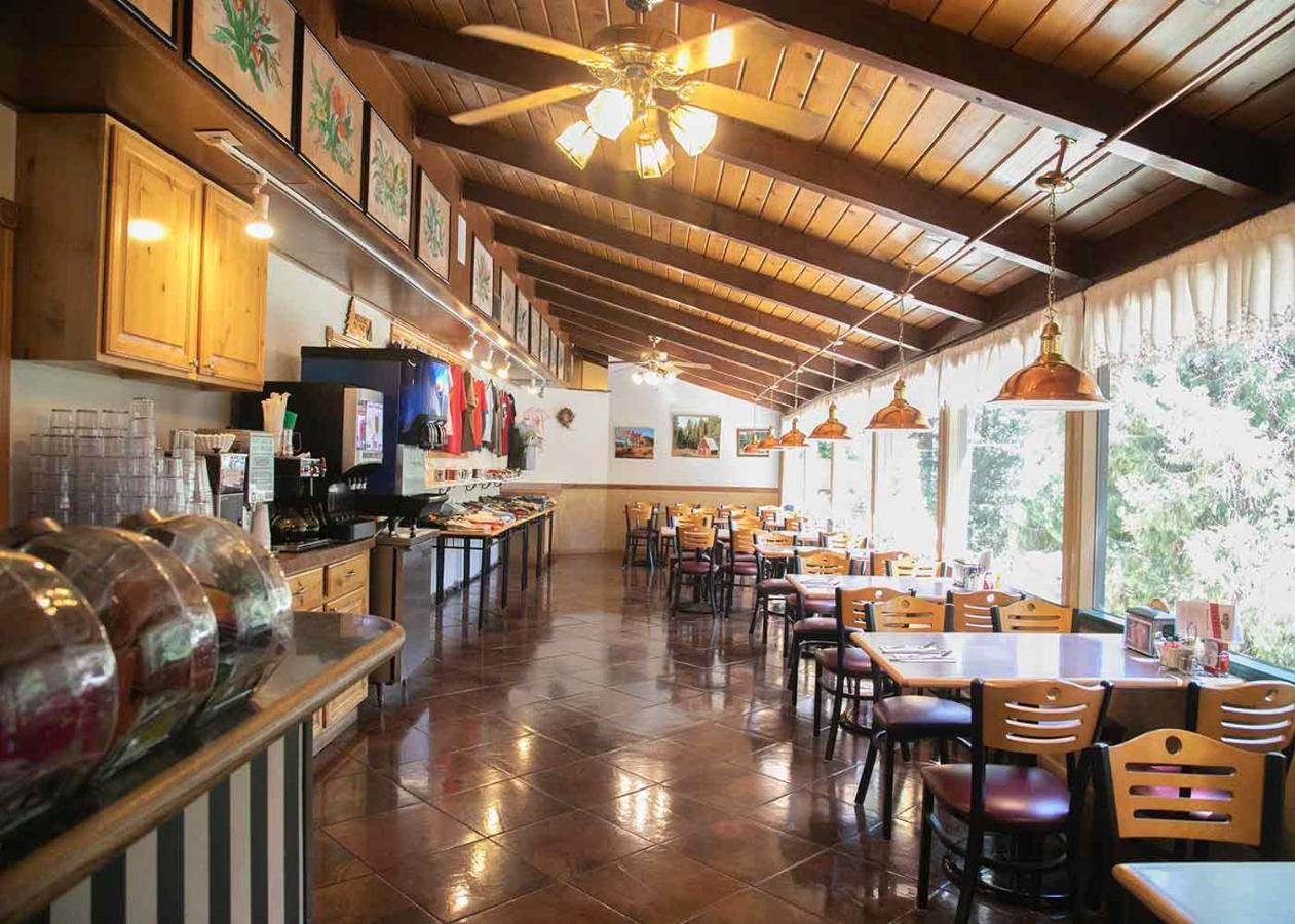 Strawberry Inn Extérieur photo
