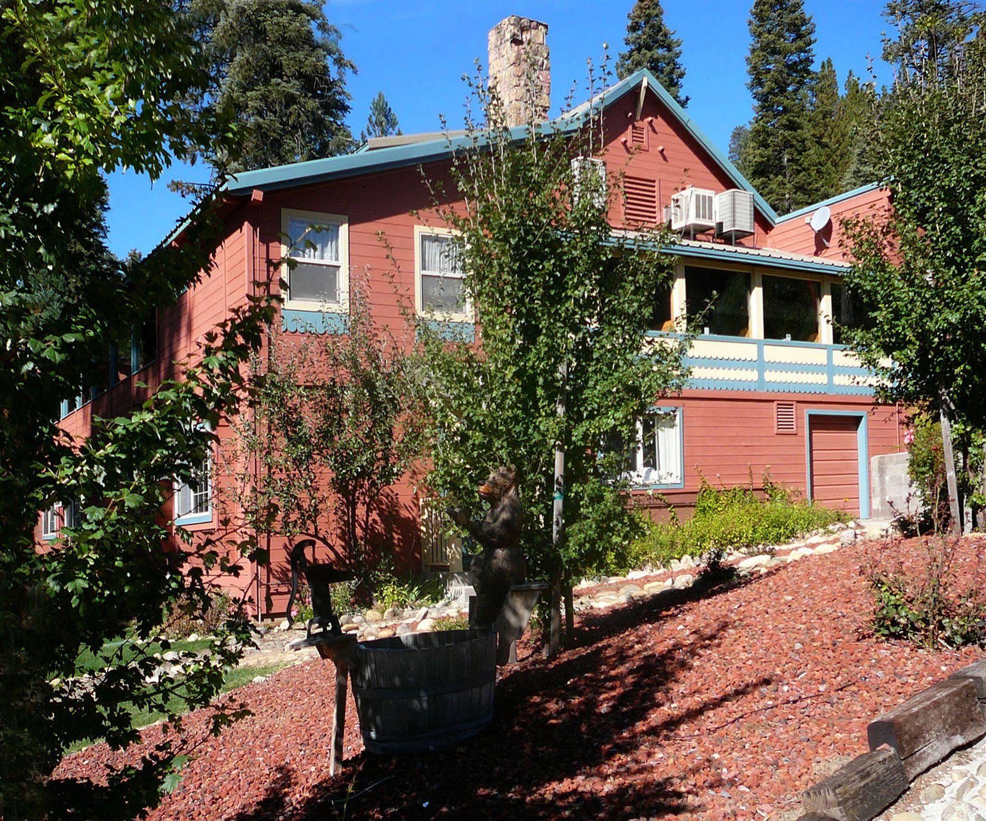 Strawberry Inn Extérieur photo